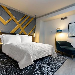 Premier King Room